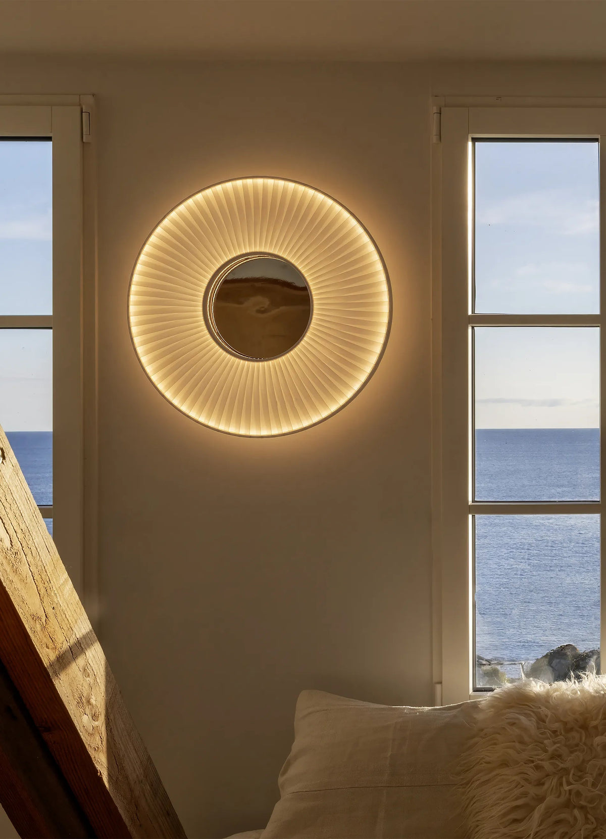 Iris Mirror 60