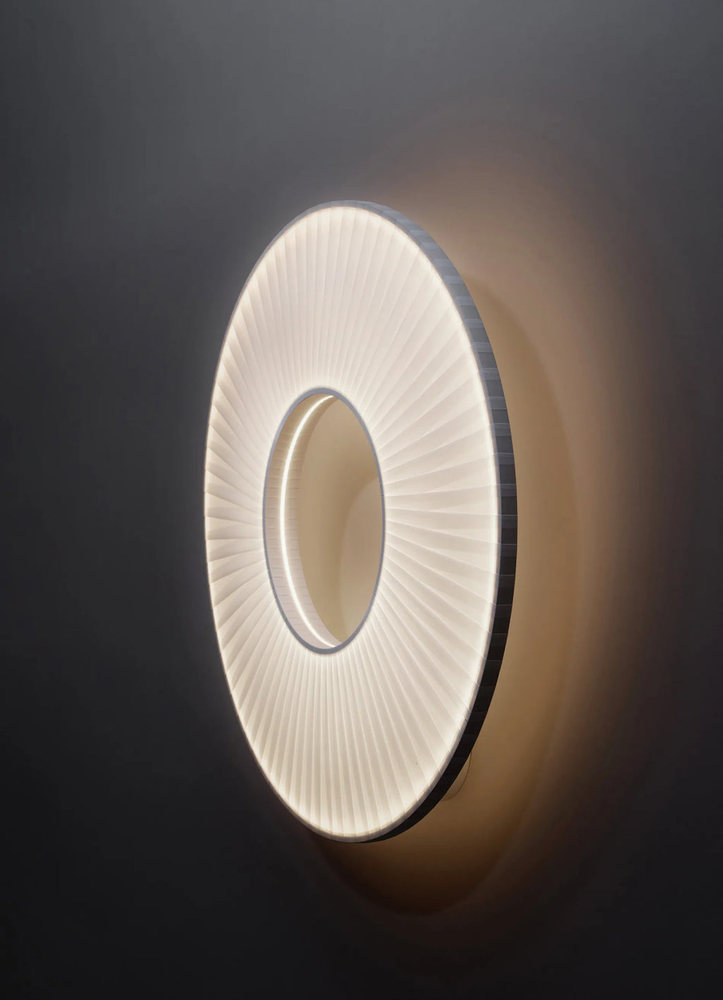 Iris Wall 80