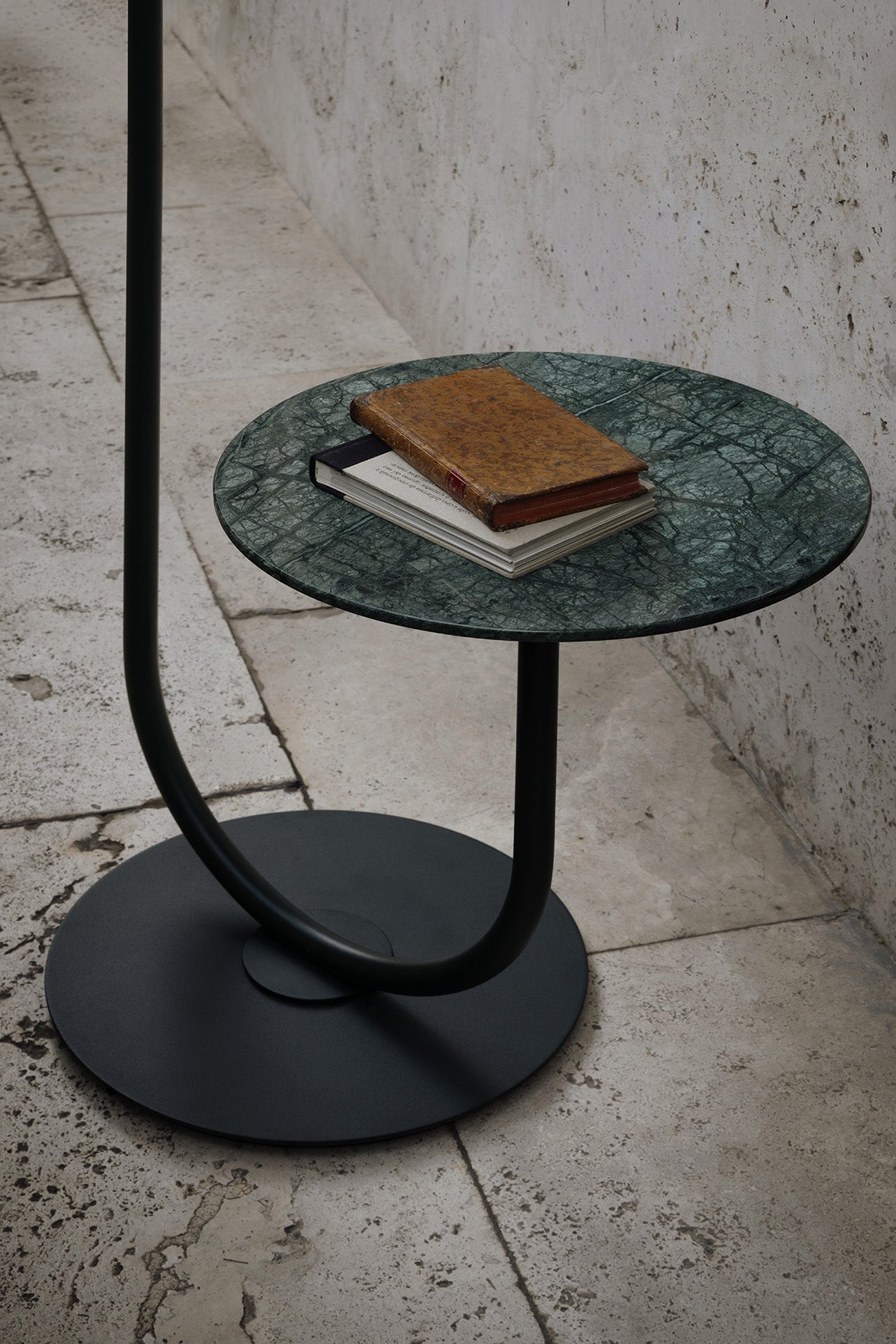 Calypso Floor Outdoor