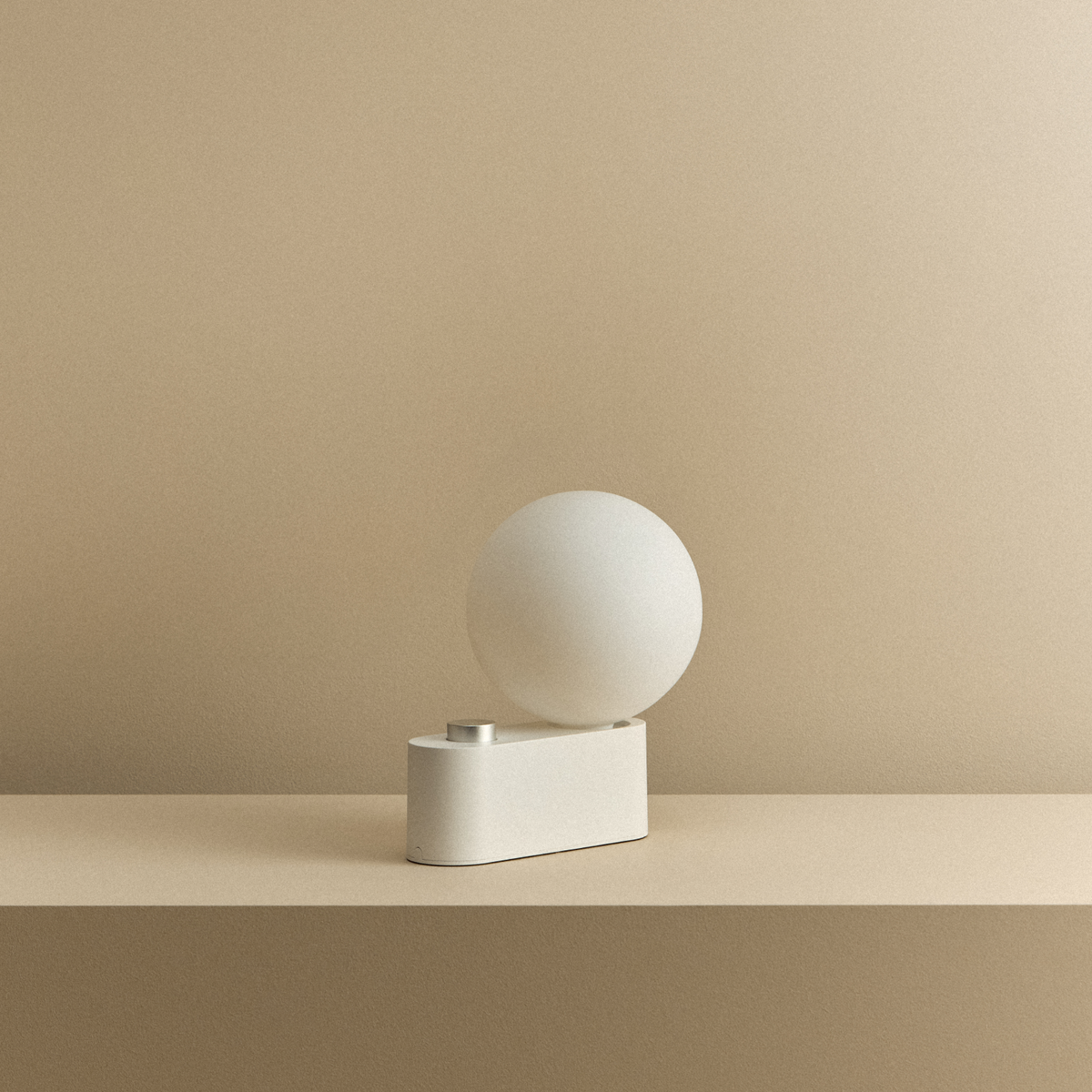 Alumina Multi-Use Lamp in Chalk