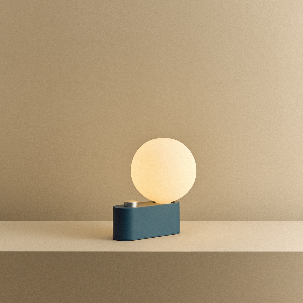 Alumina Multi-Use Lamp in Sapphire