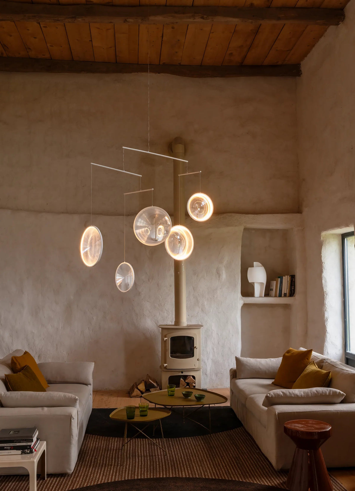 Focus x5 chandelier detail – DCW éditions