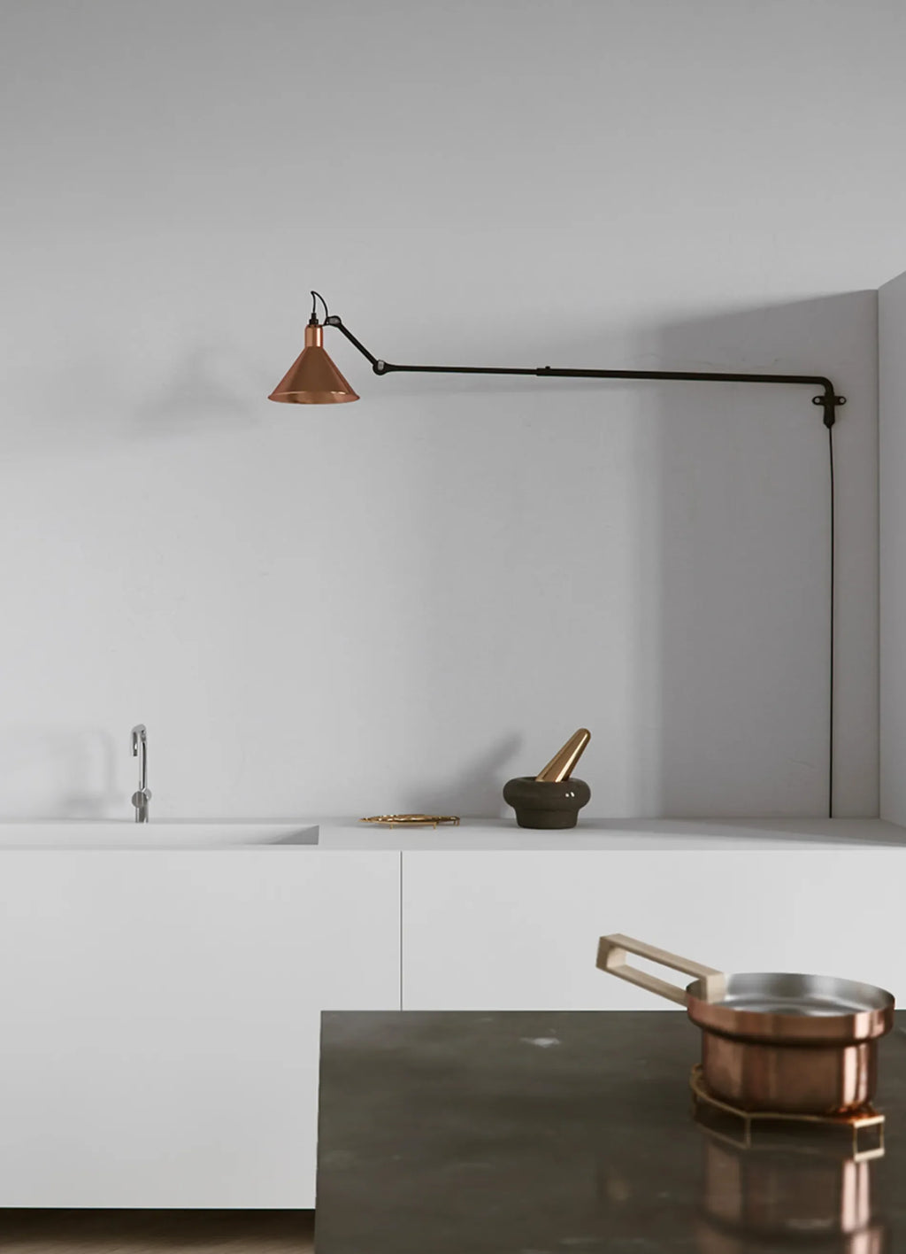 Lampe Gras N°213 wall lamp by DCW éditions