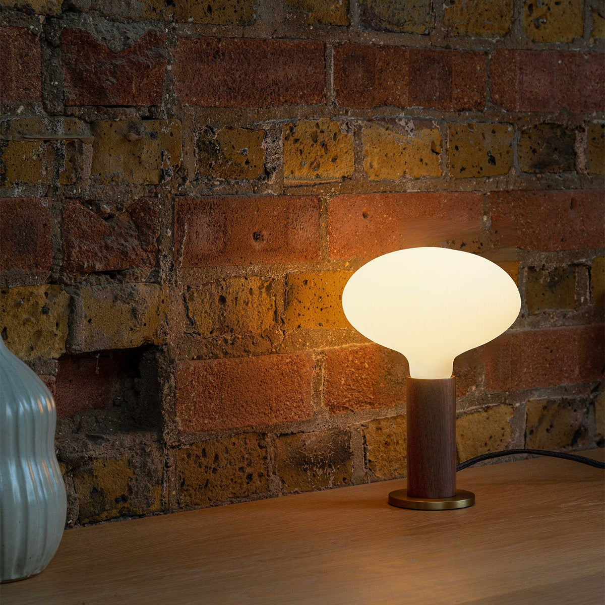 Knuckle Table Lamp in Walnut + Oval Dim to Warm
