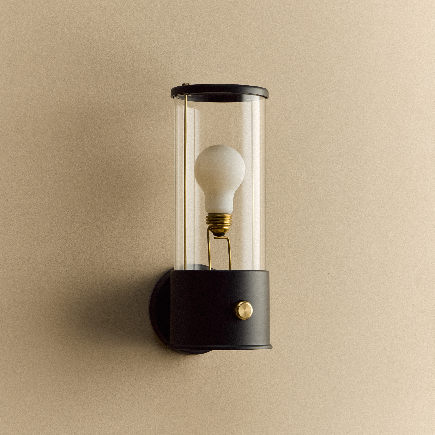 The Muse Wall Light in Hackles Black