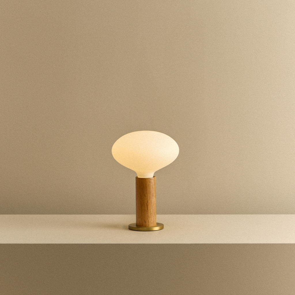 Knuckle Table Lamp in Oak + Oval