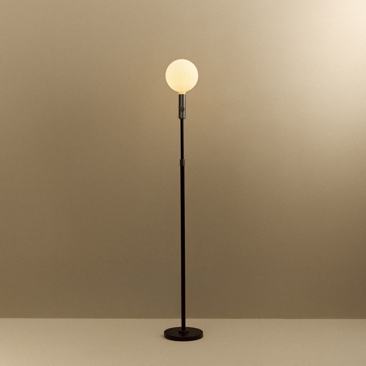 Poise Adjustable Floor Lamp in Graphite + Sphere V