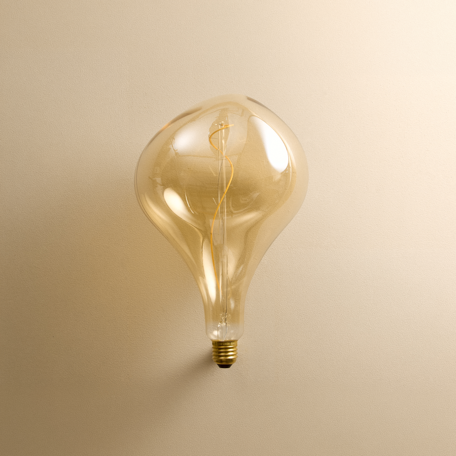 Voronoi II E26 LED Bulb