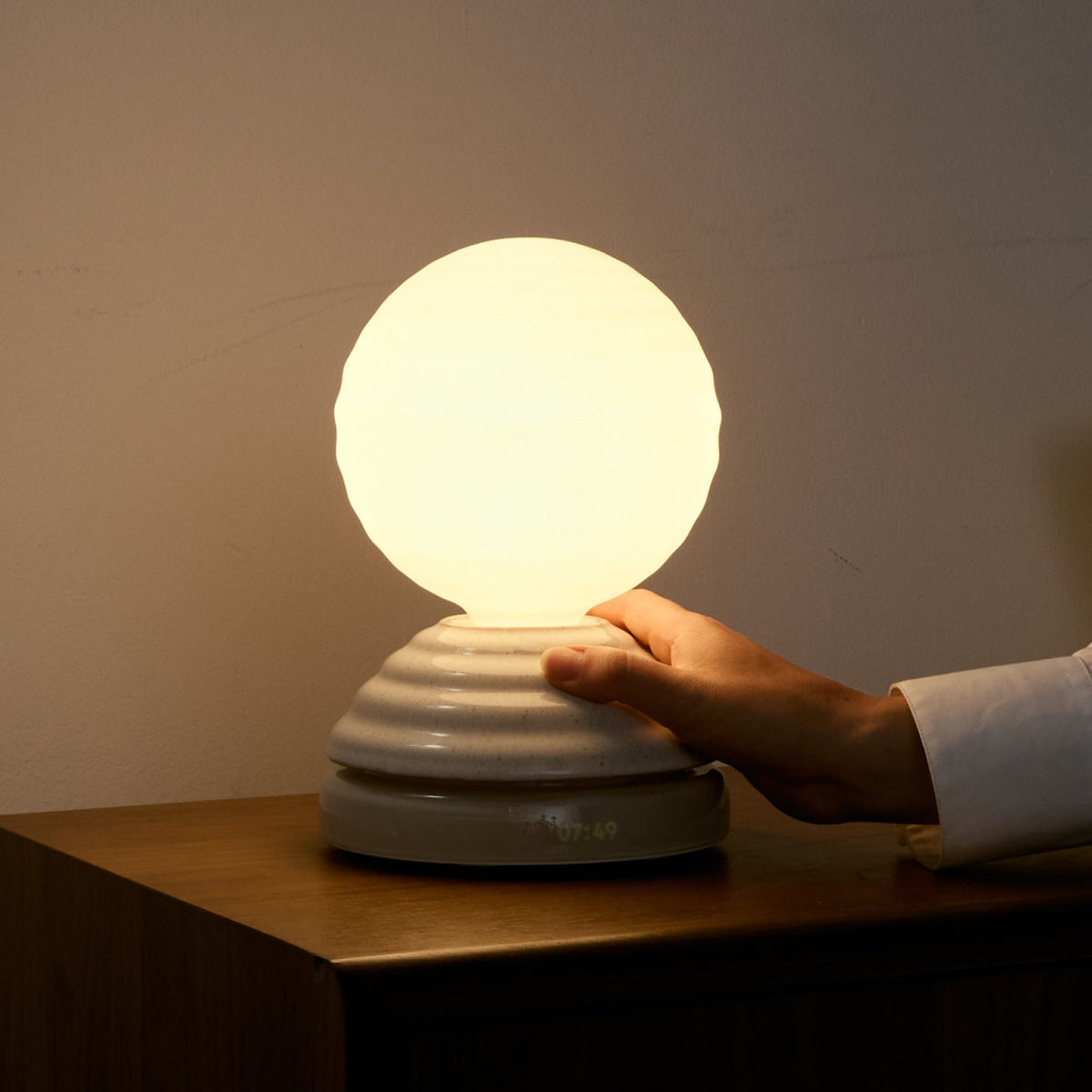 Wake Sleep Light in Pebble White