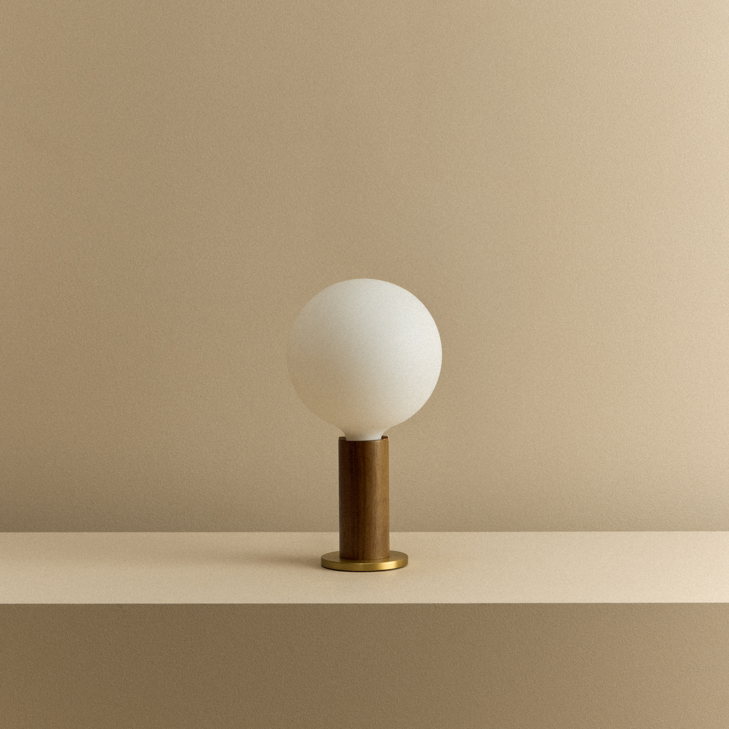 Knuckle Table Lamp in Walnut + Sphere IV